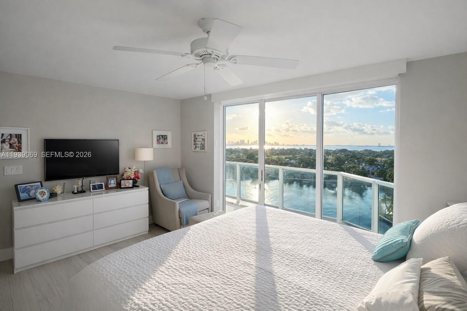 THE GRANDVIEW CONDO - Residential