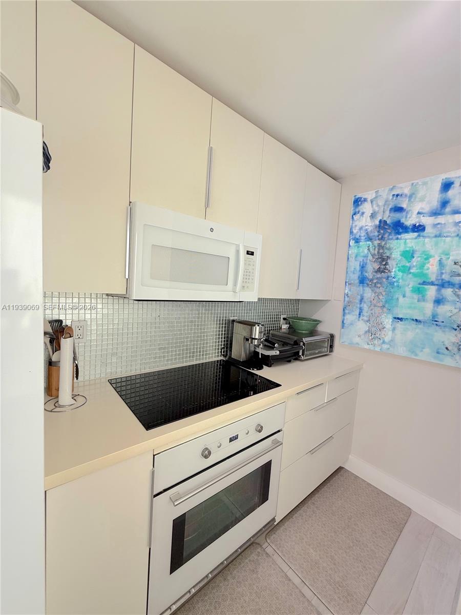 THE GRANDVIEW CONDO - Residential