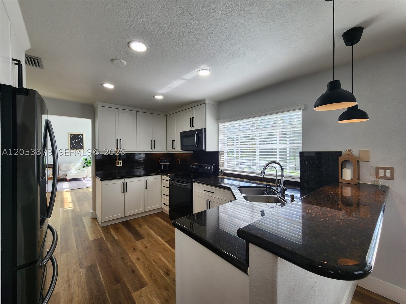 SECTOR 5 PARCEL 23 - Residential Lease