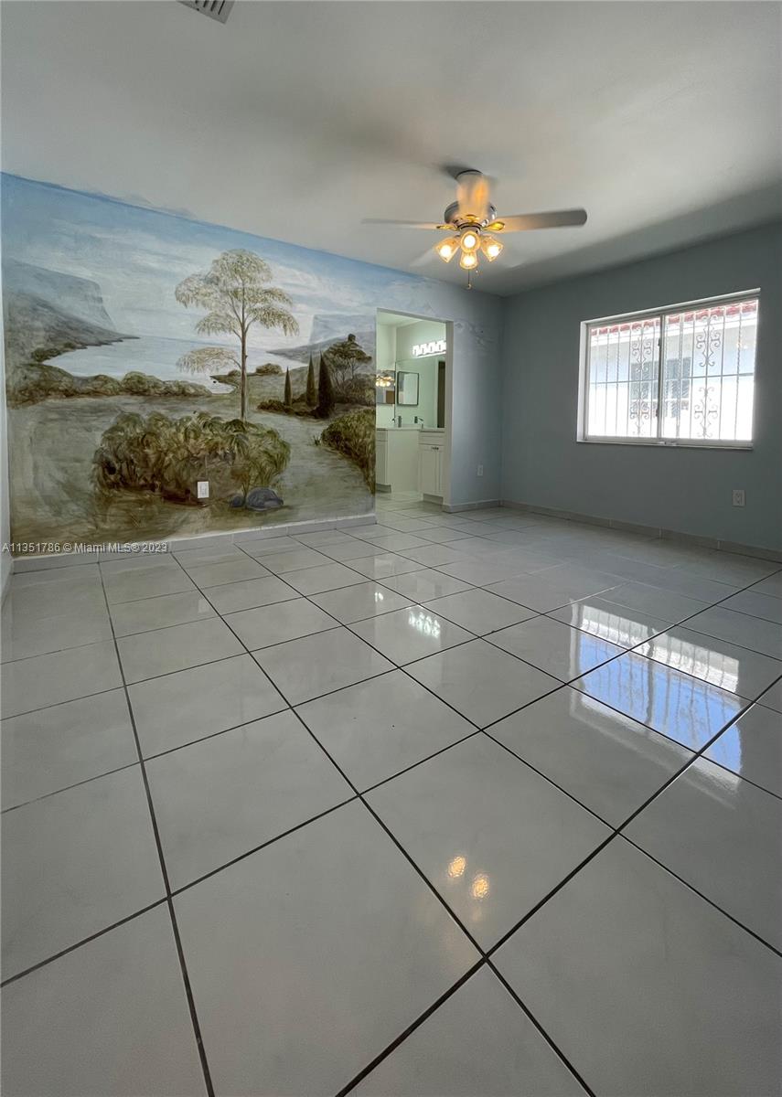 LAS MANSIONES AT BEL AIR - Residential