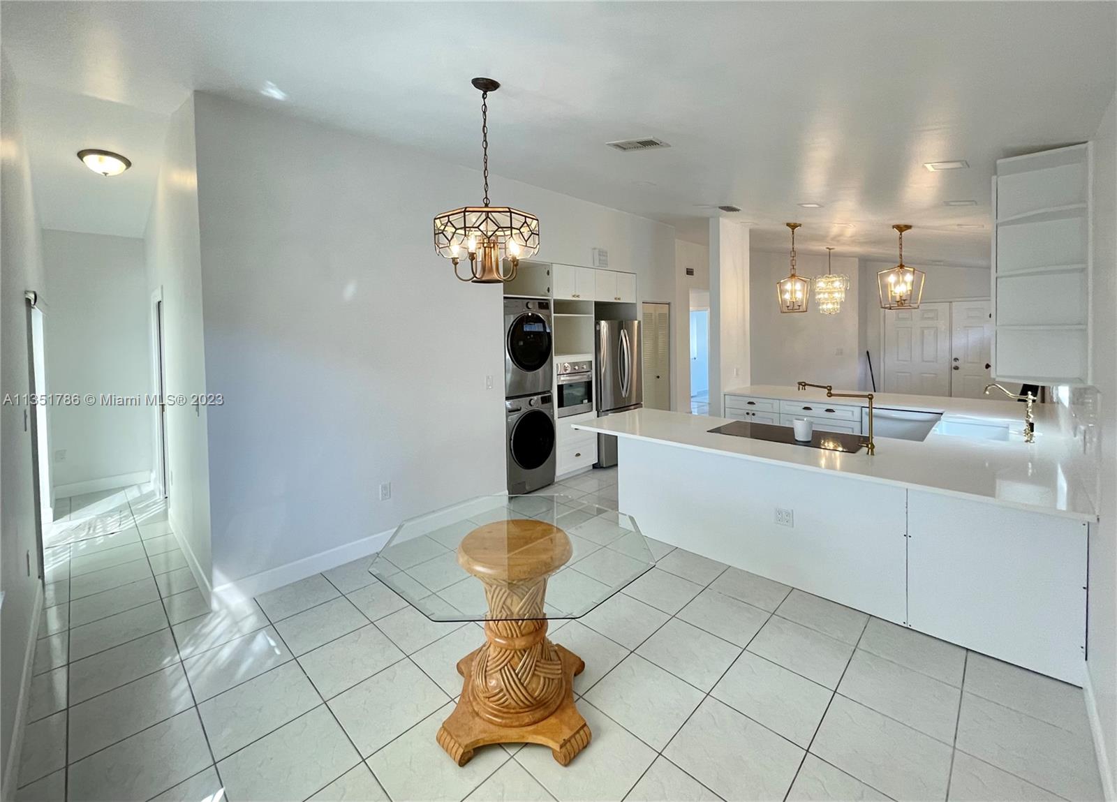 LAS MANSIONES AT BEL AIR - Residential