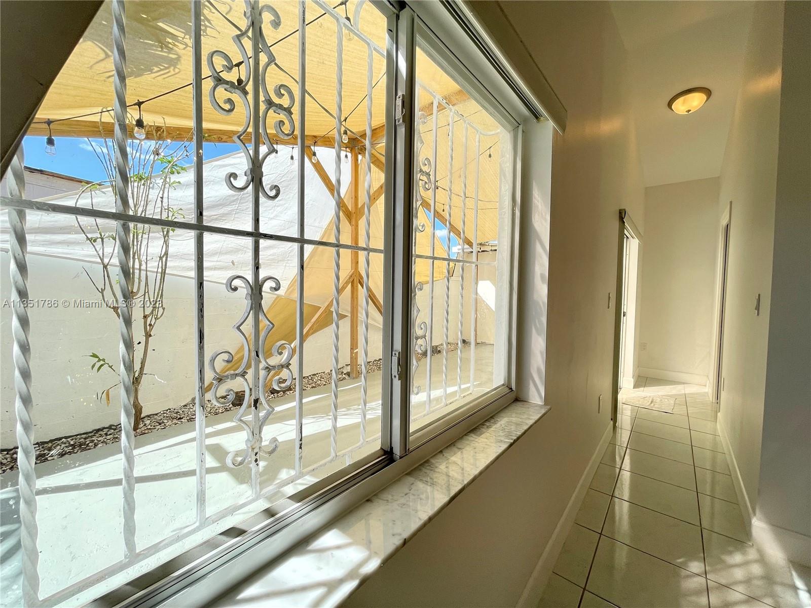 LAS MANSIONES AT BEL AIR - Residential