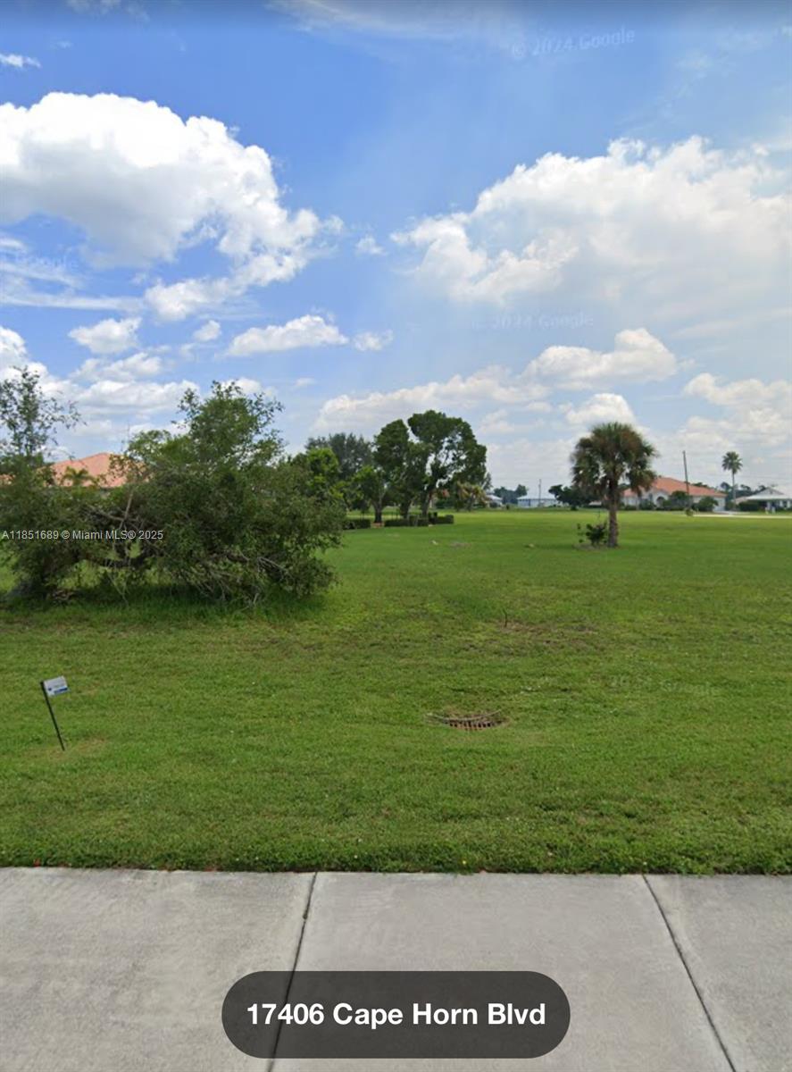 Punta Gorda Isles - Land