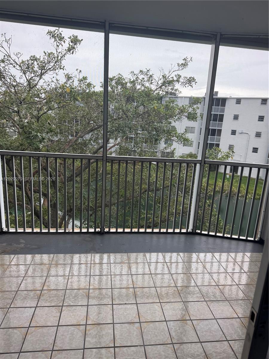 JADE WINDS GROUP BAMBOO G - Residential