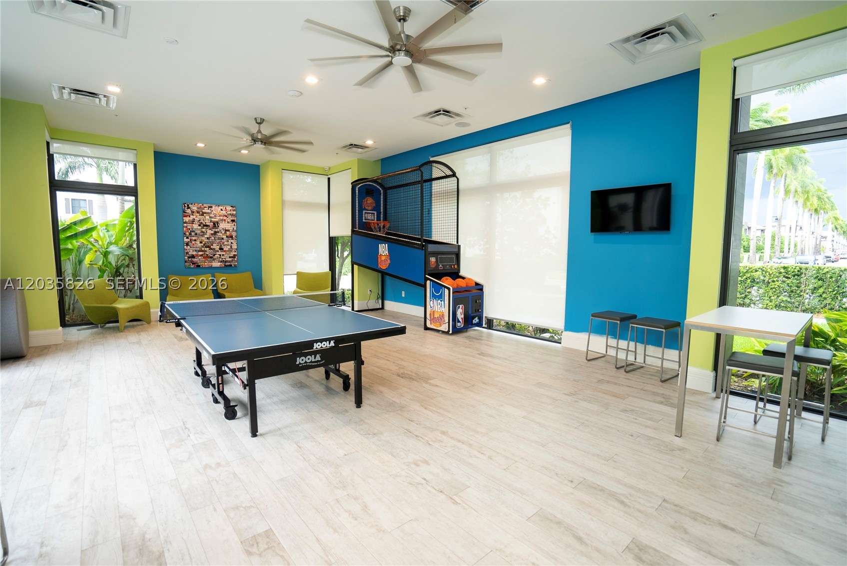 URBANA AT THE RESIDENCES - Residential