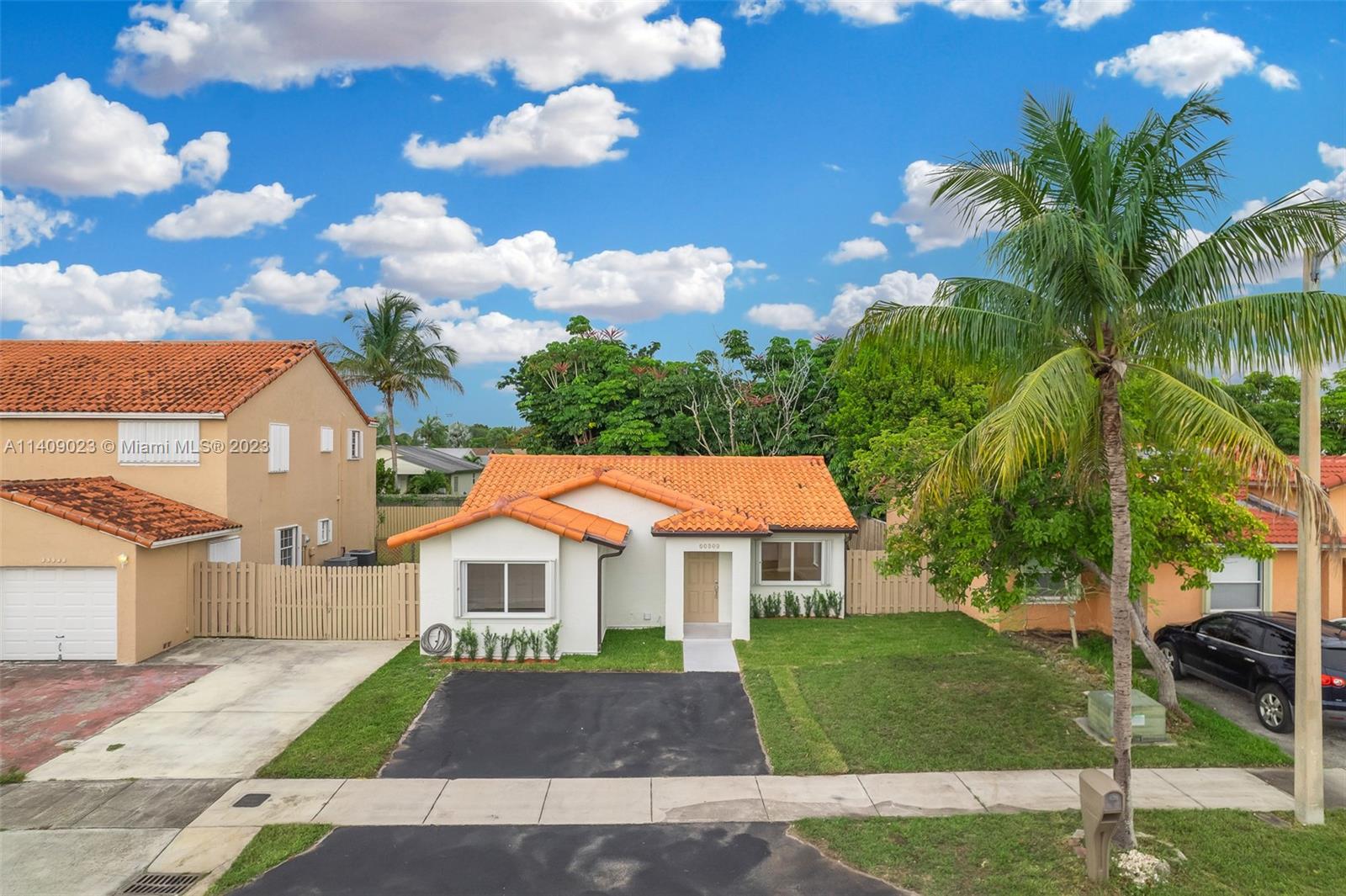 PRINCETONIAN ESTATES - Residential