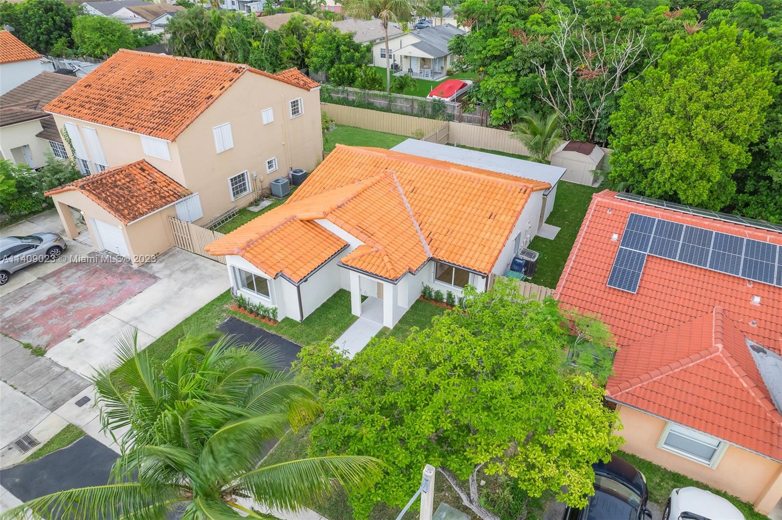 PRINCETONIAN ESTATES - Residential
