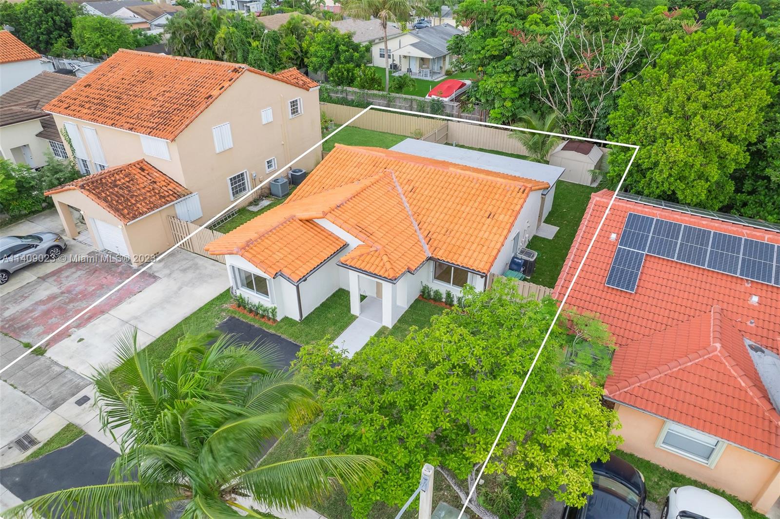 PRINCETONIAN ESTATES - Residential