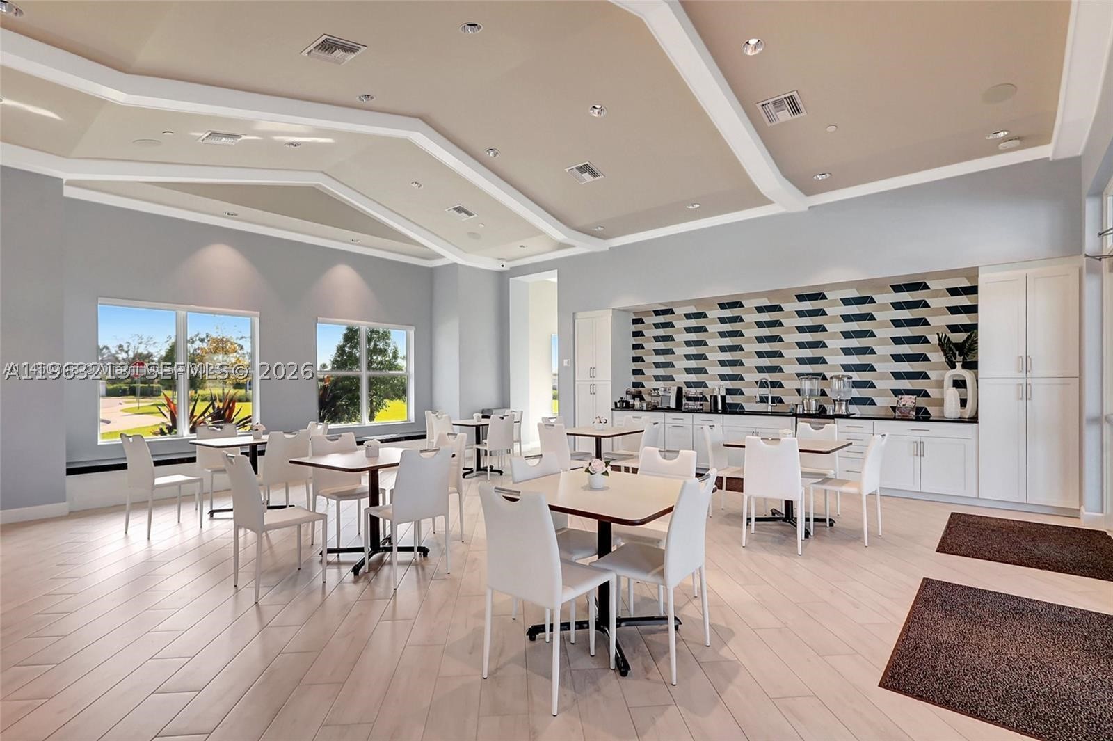 VERANDA PRESERVE WEST PHA - Residential