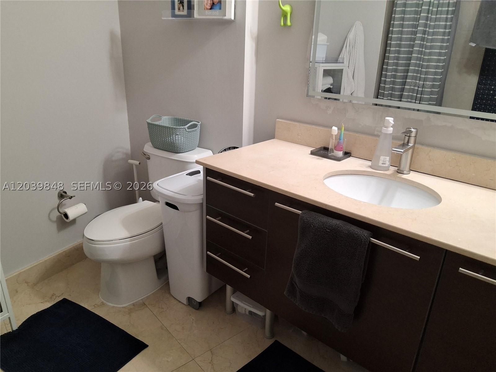 QUANTUM ON THE BAY CONDO - Residential Lease