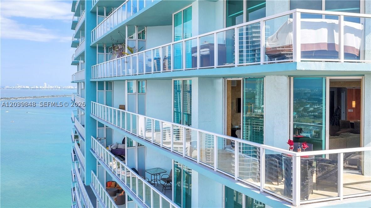 QUANTUM ON THE BAY CONDO - Residential Lease