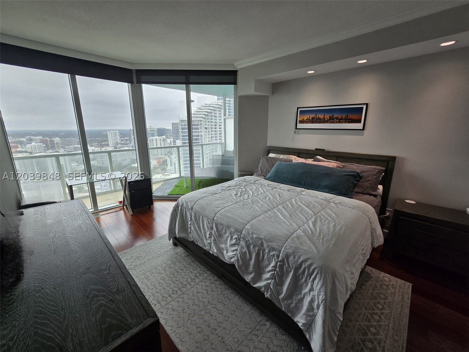 QUANTUM ON THE BAY CONDO - Residential Lease