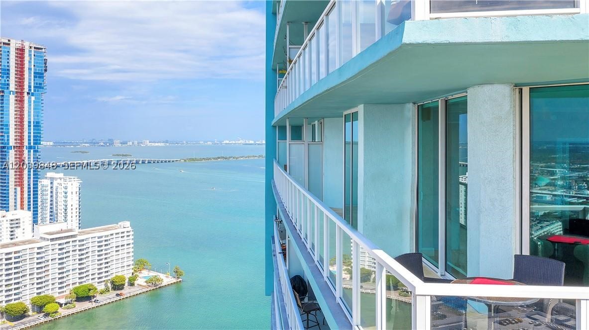 QUANTUM ON THE BAY CONDO - Residential Lease