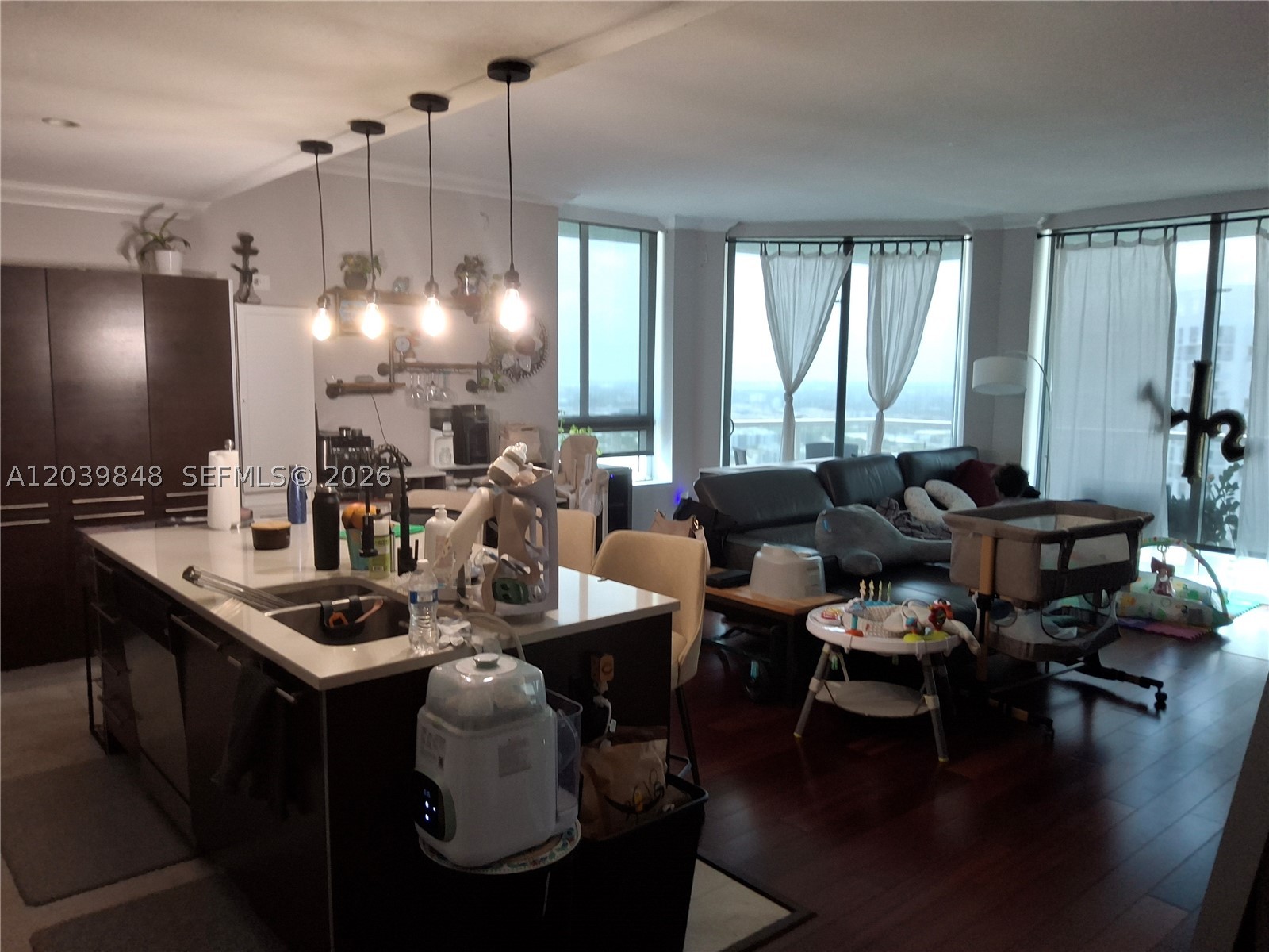 QUANTUM ON THE BAY CONDO - Residential Lease