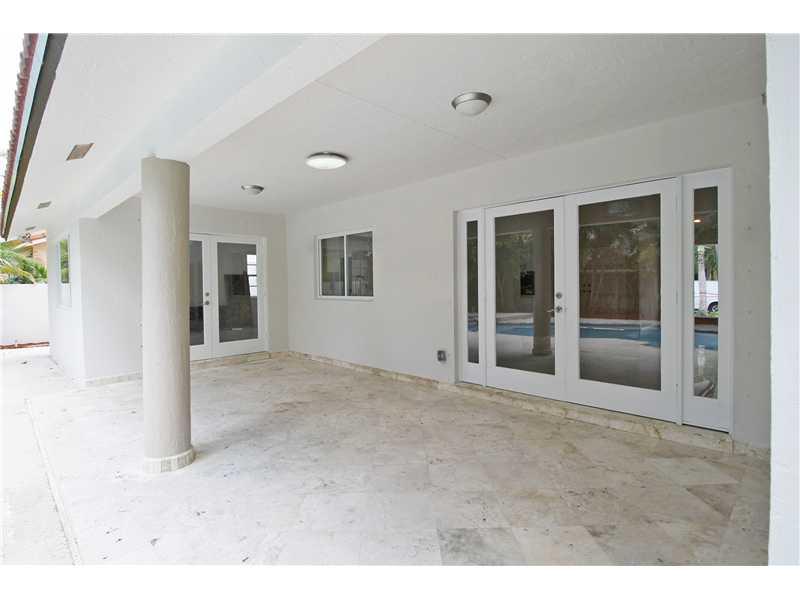 EIGHTH ADDN TO ROYAL OAKS - Residential