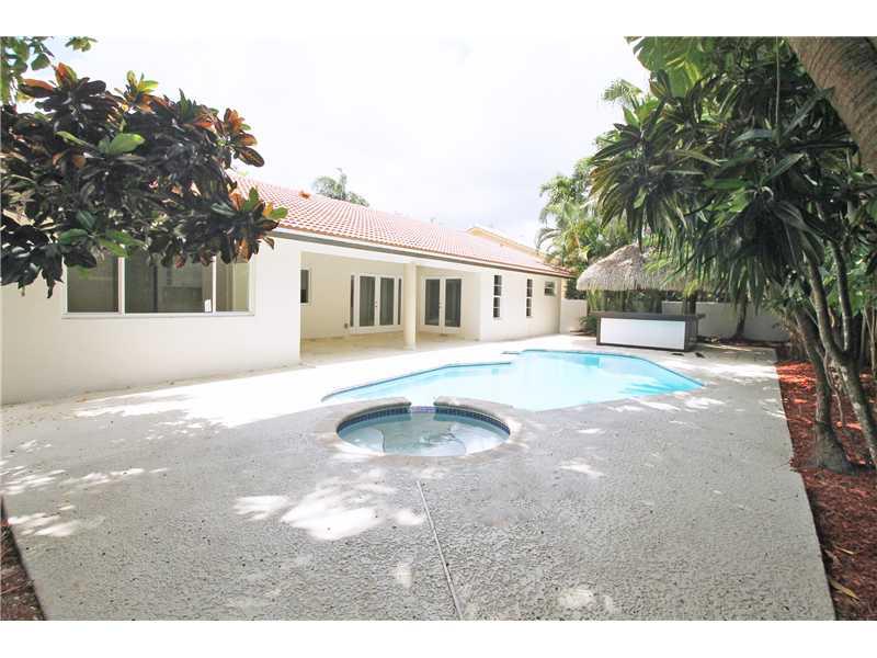 EIGHTH ADDN TO ROYAL OAKS - Residential