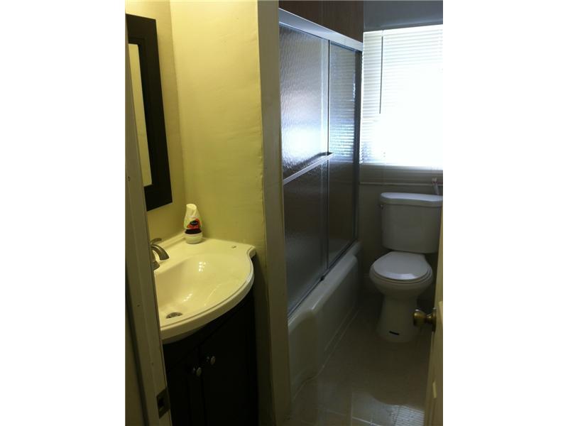 SOUTH HOLLYWOOD AMD PLAT - Residential Lease