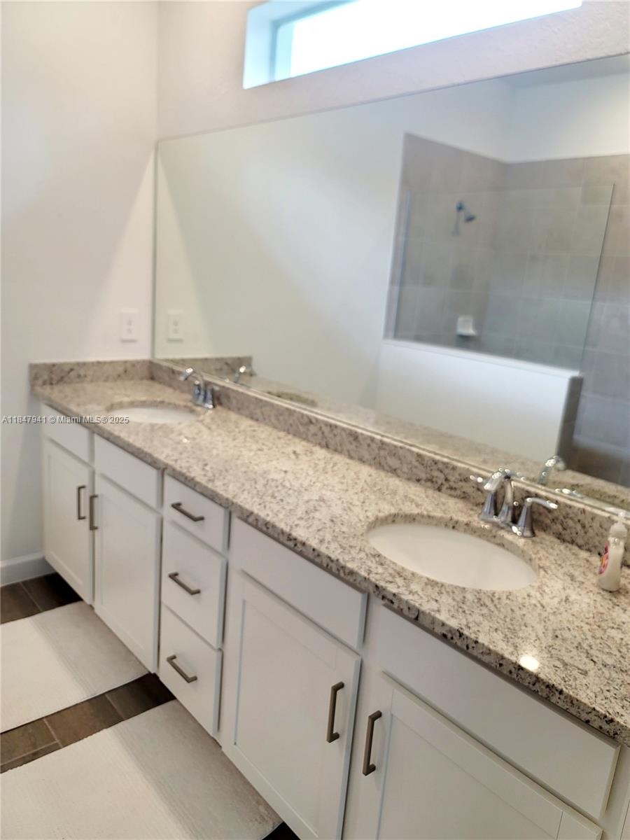 River Hall Country Club Ph - Residential Lease