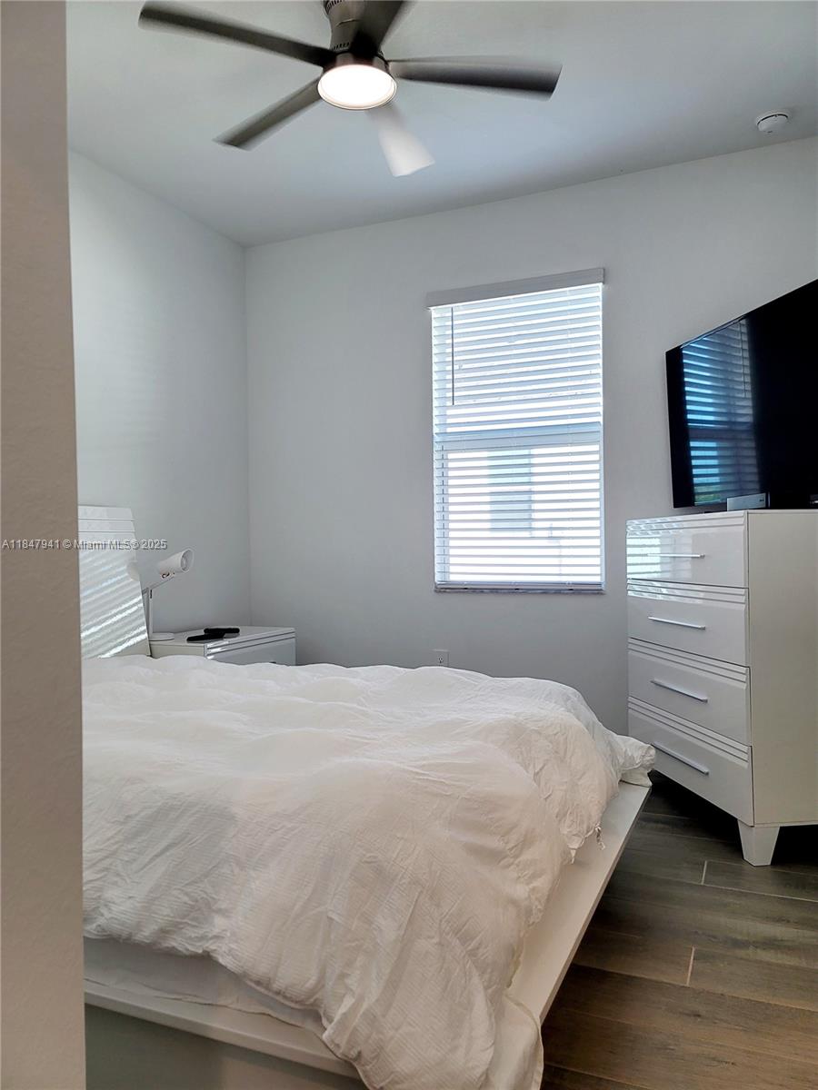 River Hall Country Club Ph - Residential Lease