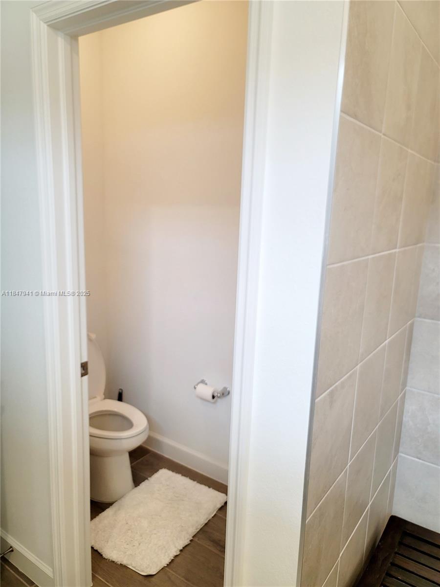 River Hall Country Club Ph - Residential Lease