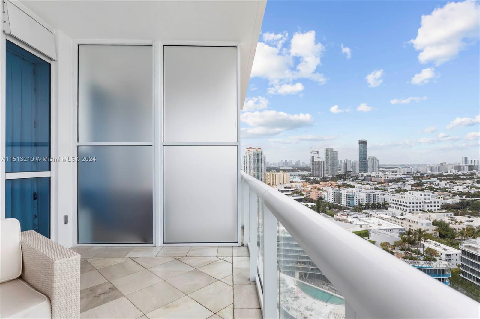 CONTINUUM ON SOUTH BEACH - Residential