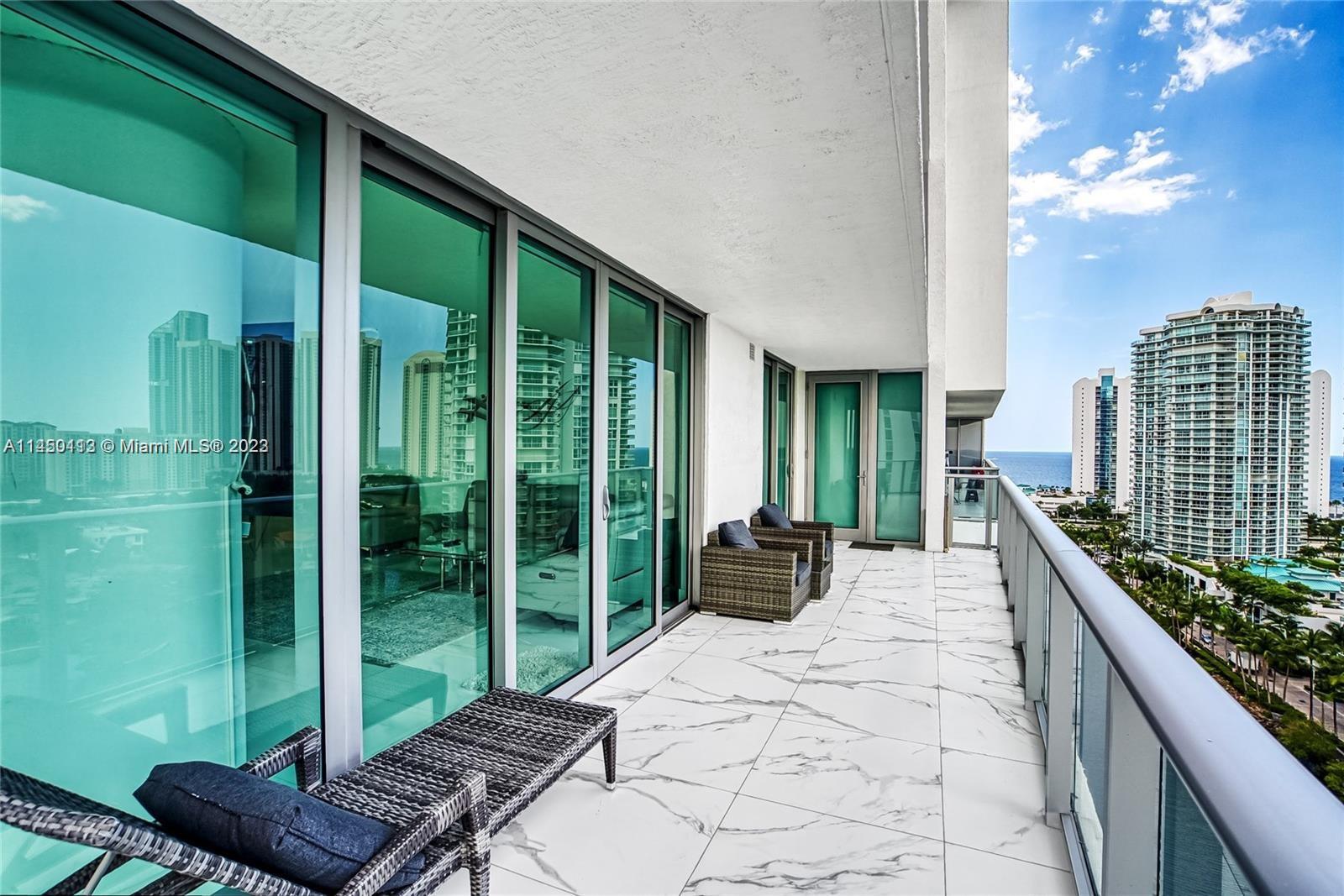 PARQUE TOWERS CONDO - Residential Lease
