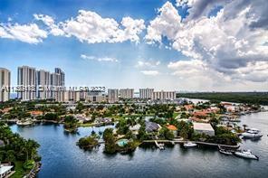 PARQUE TOWERS CONDO - Residential Lease