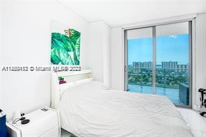 PARQUE TOWERS CONDO - Residential Lease