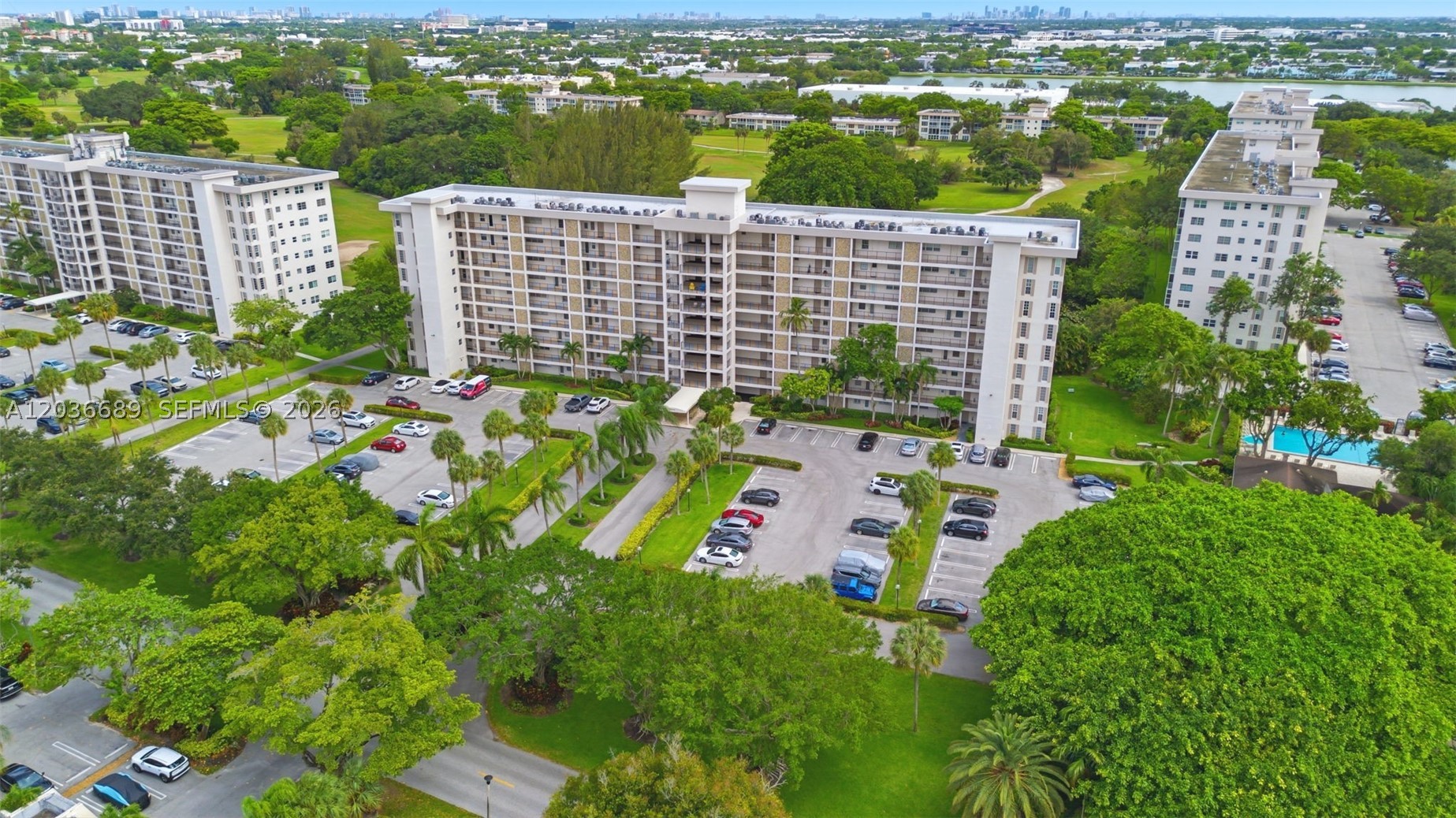 NO 11 PALM-AIRE COUNTRY C - Residential