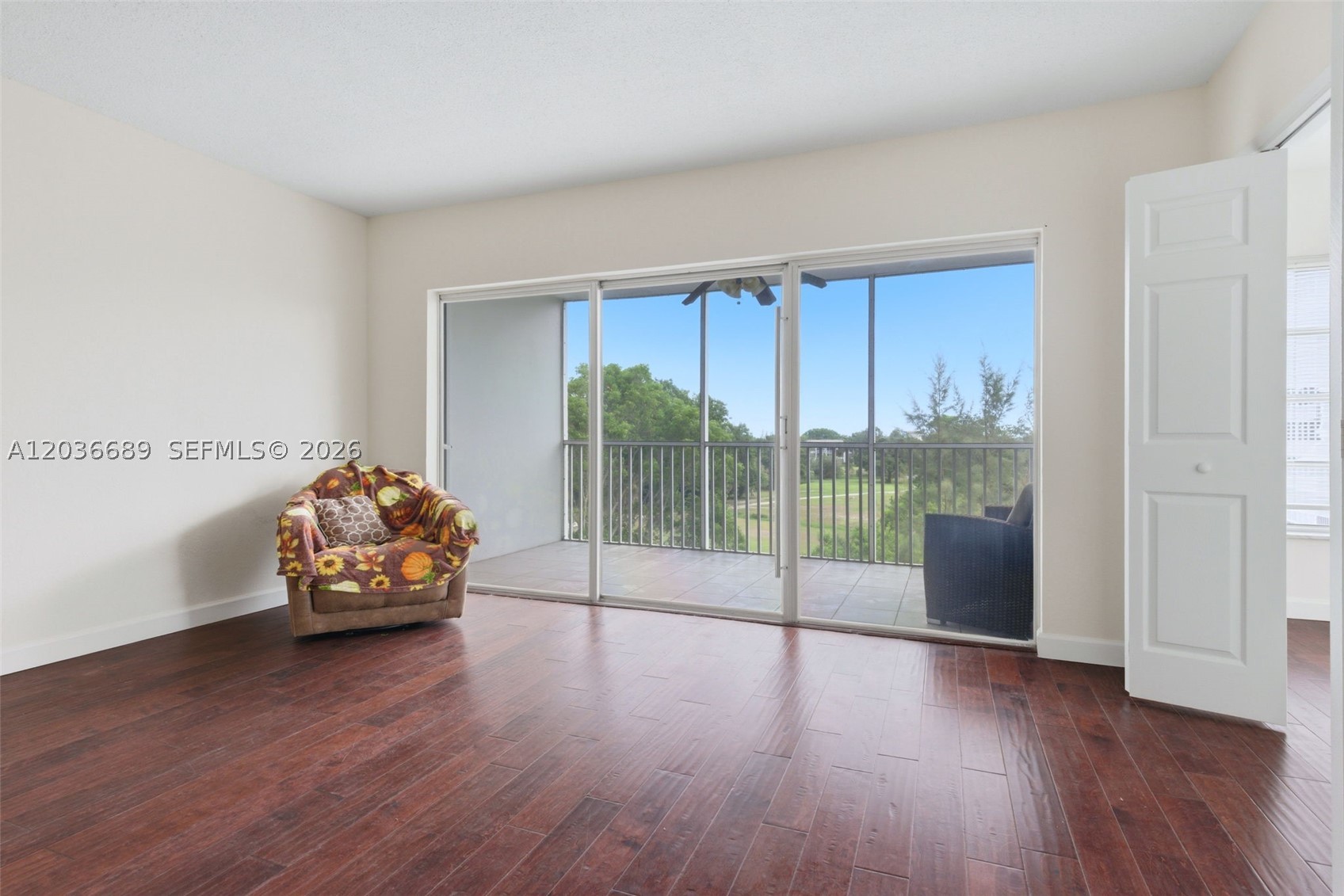 NO 11 PALM-AIRE COUNTRY C - Residential