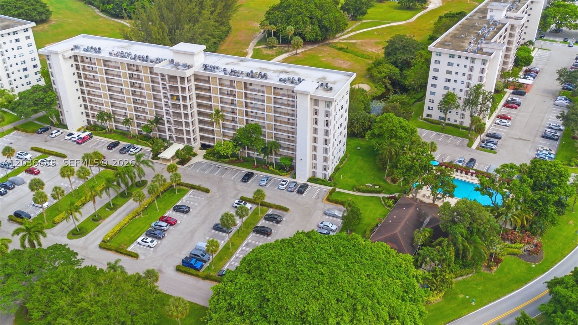 NO 11 PALM-AIRE COUNTRY C - Residential