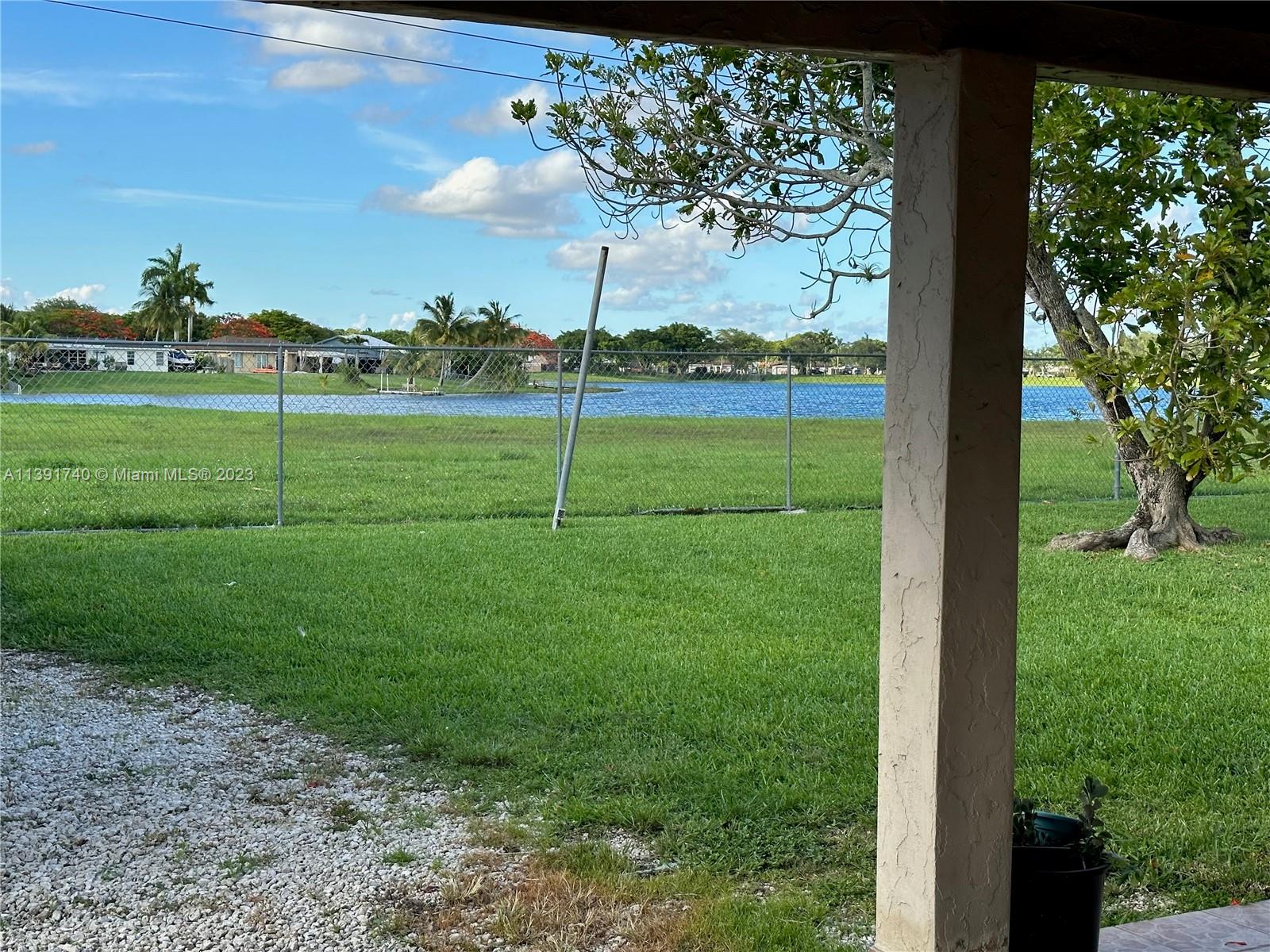 WINSTON PARK UNIT 8 - Residential Lease