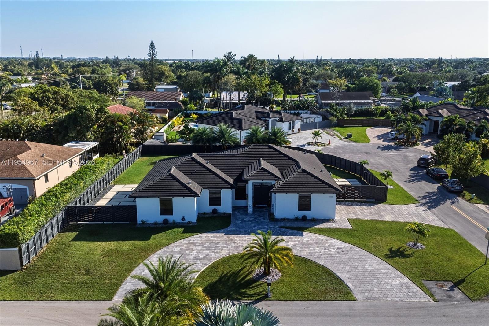 COSTA CALDA ESTATES - Residential