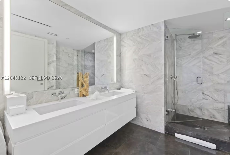 BOULAN SOUTH BEACH CONDO - Residential