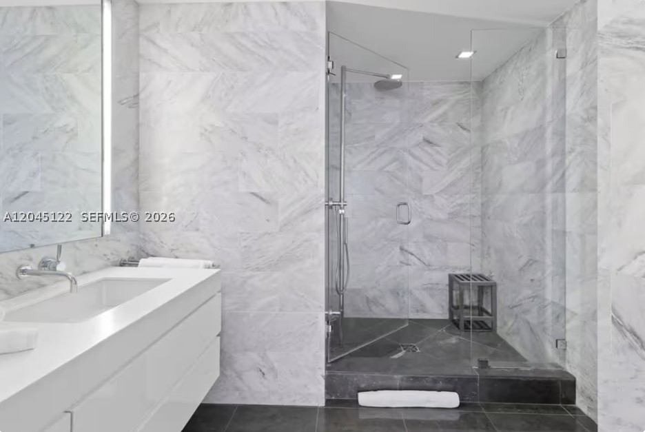 BOULAN SOUTH BEACH CONDO - Residential
