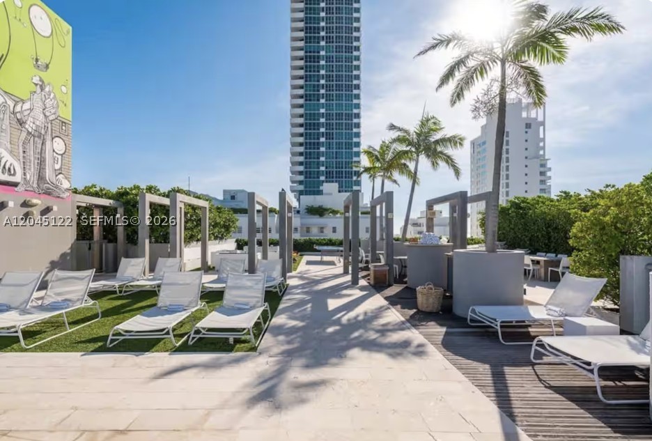 BOULAN SOUTH BEACH CONDO - Residential