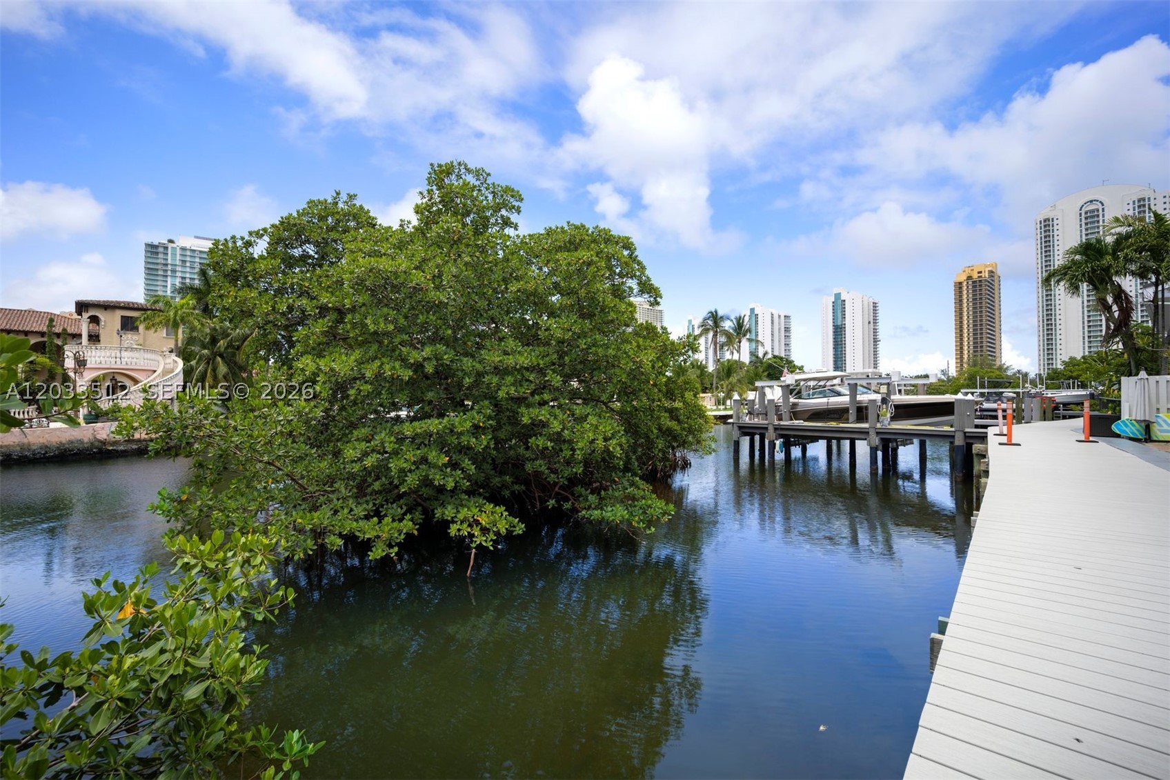 POINCIANA IS YT & RCQ CLU - Residential Lease