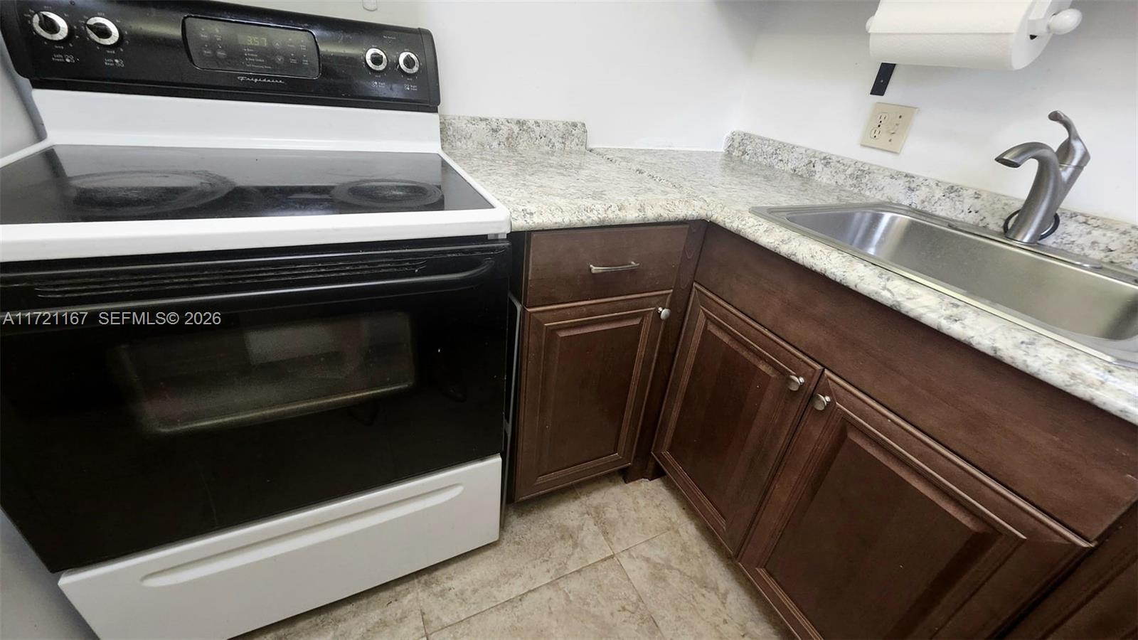 DURHAM T CONDO - Residential