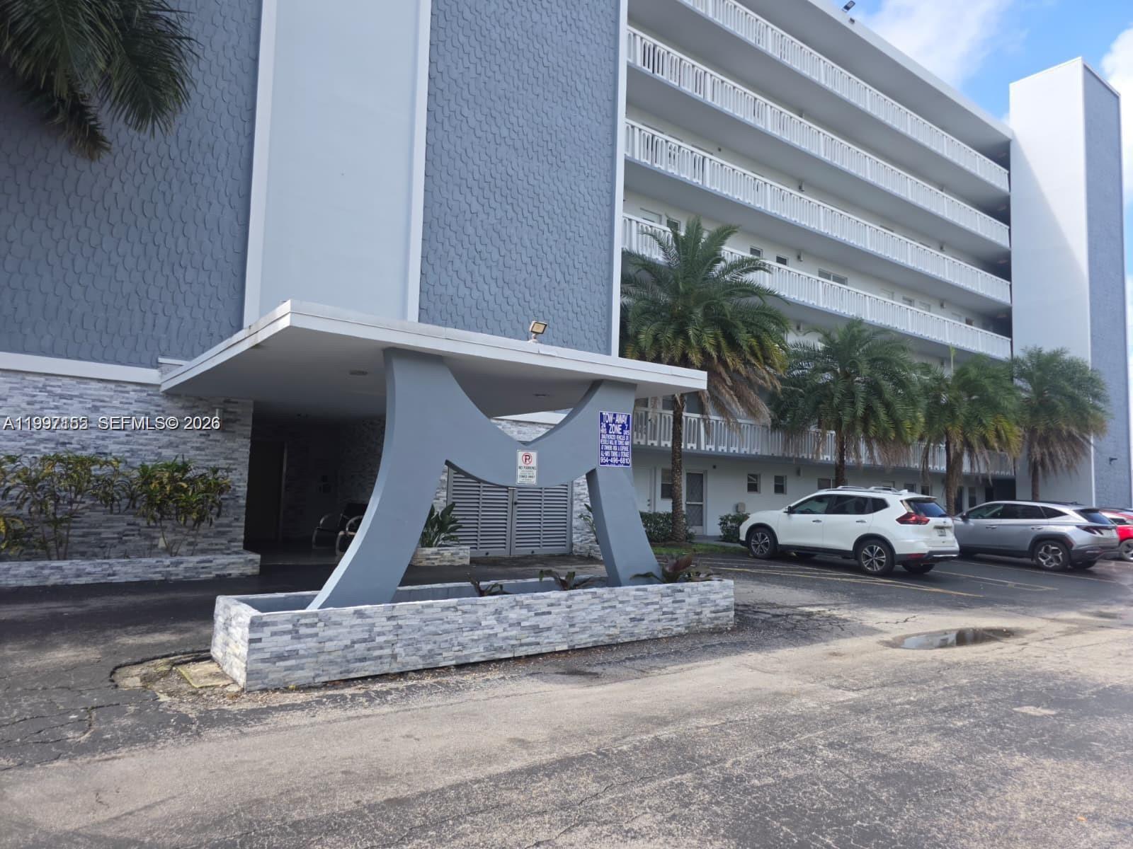 --Motivated seller! Cash only. Beautiful and well-kept 1 bedroom, 1.5 bath condo in excellent condition, ready for immediate move-in. Features new appliances, assigned parking for 1 car, and a gorgeous pool for residents to enjoy. Centrally located near the beach, Aventura Mall, major expressways, airports, and excellent dining. Property can be rented, offering flexibility for investors or primary residents. Seller is highly motivated, and seller’s attorney is in the process of clearing an existing lien. Great opportunity in a desirable location. Rental restrictions one year.  Association phone number 
954-454-3757