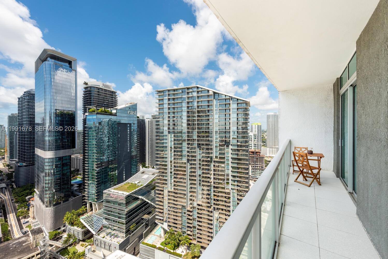 Beautifull 1 bed/ 1bath unit with city views from the 43rd floor.Unit features floor-to-ceiling impact windows for abundant natural light, open modern kitchen with Bosch appliances and Sub-zero fridge,Large bathroom with separate bathtub and shower, his & hers bathroom vanities, spacious walk-in closet. Building amenities include: a rooftop sundeck w/ heated pool, an infinity-edge pool on the 11th floor, his & hers sauna and steam rooms, fitness center, theater, club room, sports room w/ billiards table & kitchen, and 24- hour concierge & valet parking.