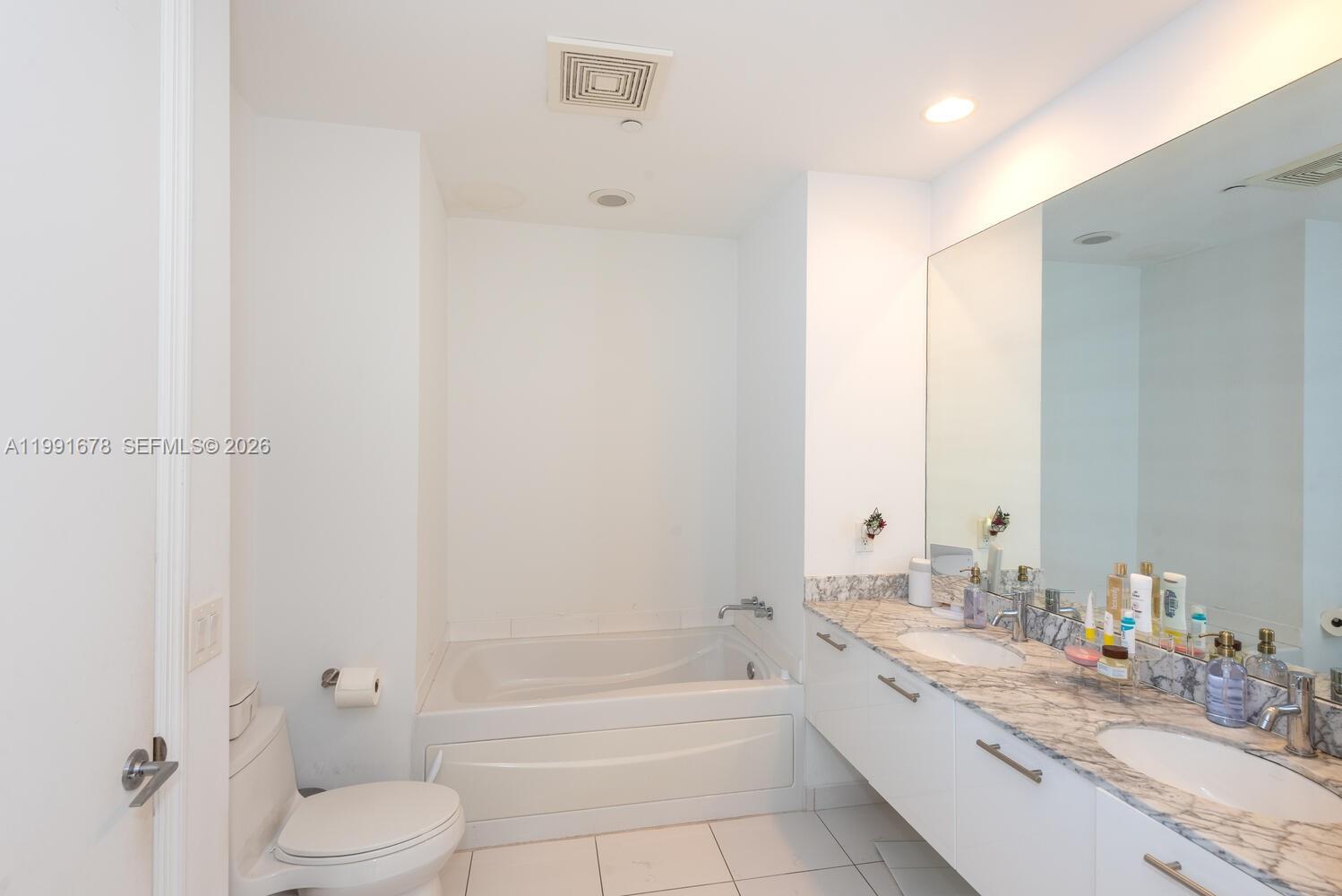 500 BRICKELL WEST CONDO - Residential