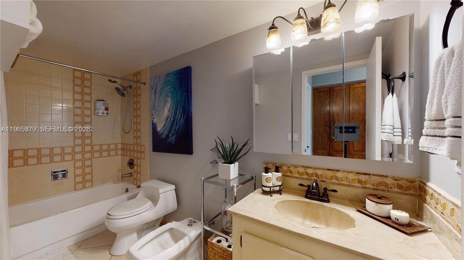 OLYMPUS CONDO - Residential