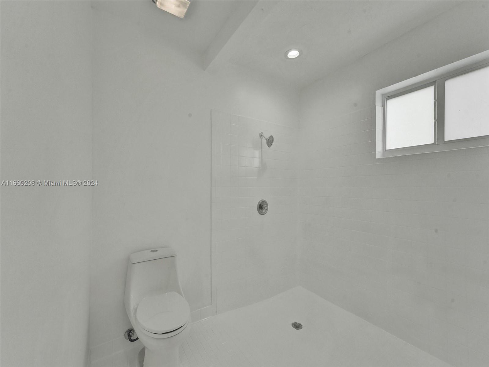 MIAMI GARDENS ESTATES - Residential