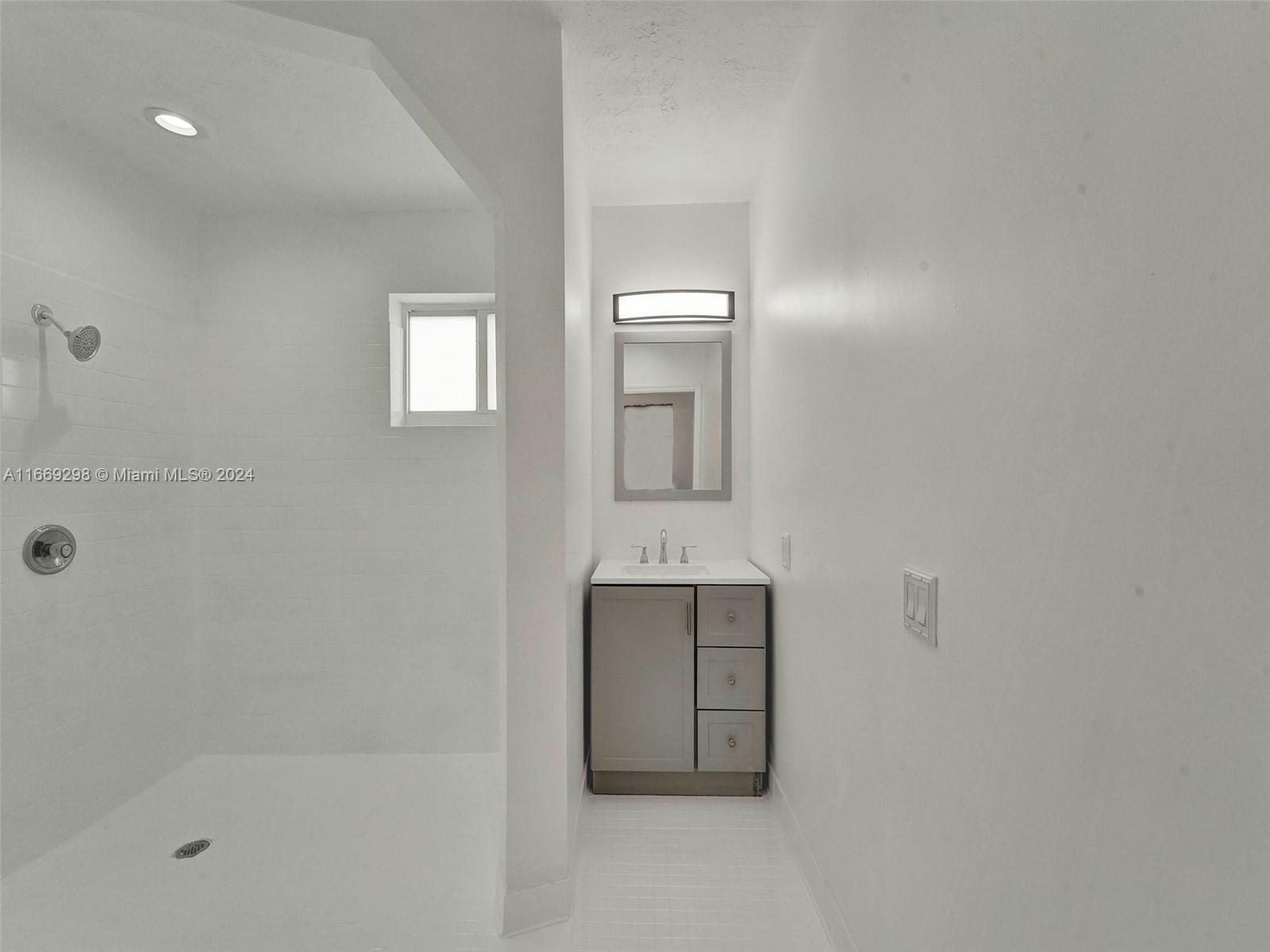 MIAMI GARDENS ESTATES - Residential