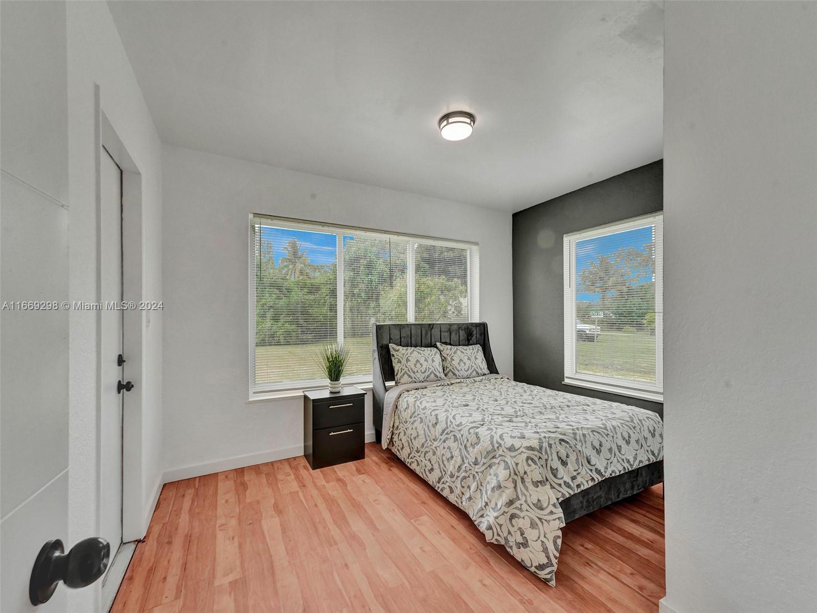 MIAMI GARDENS ESTATES - Residential