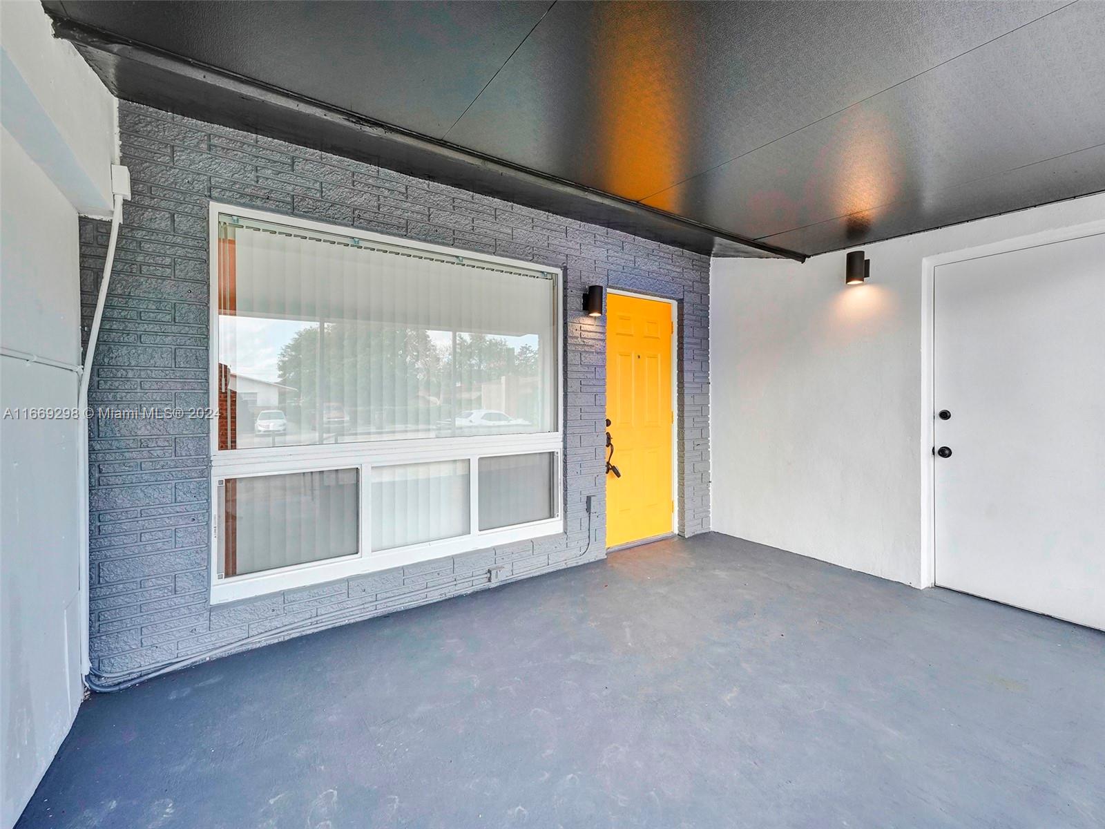 MIAMI GARDENS ESTATES - Residential