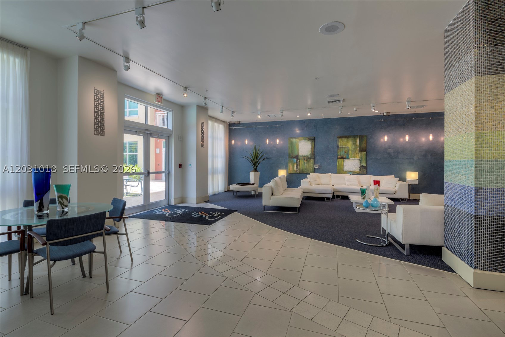 CITE CONDO - Residential Lease