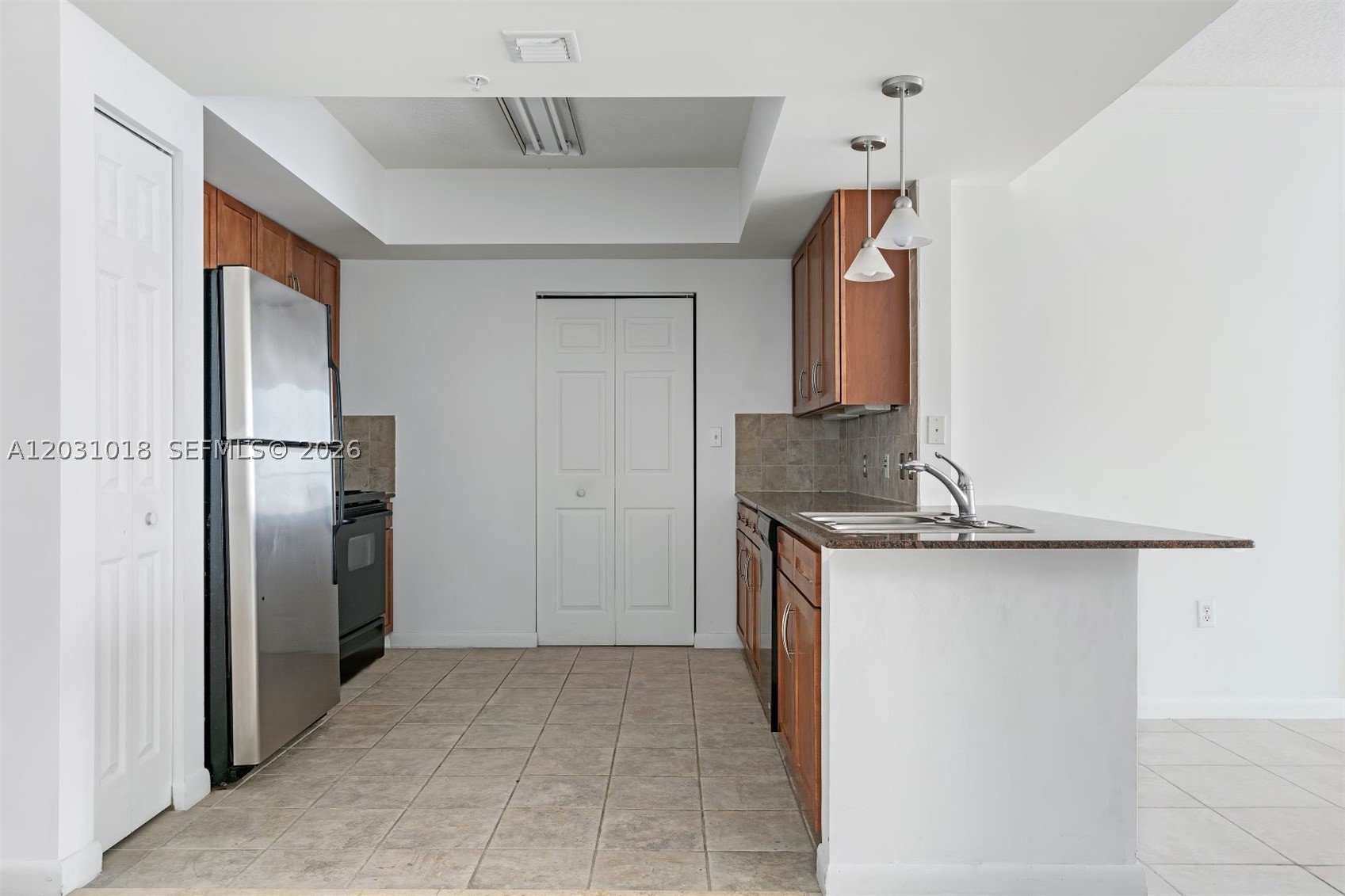CITE CONDO - Residential Lease