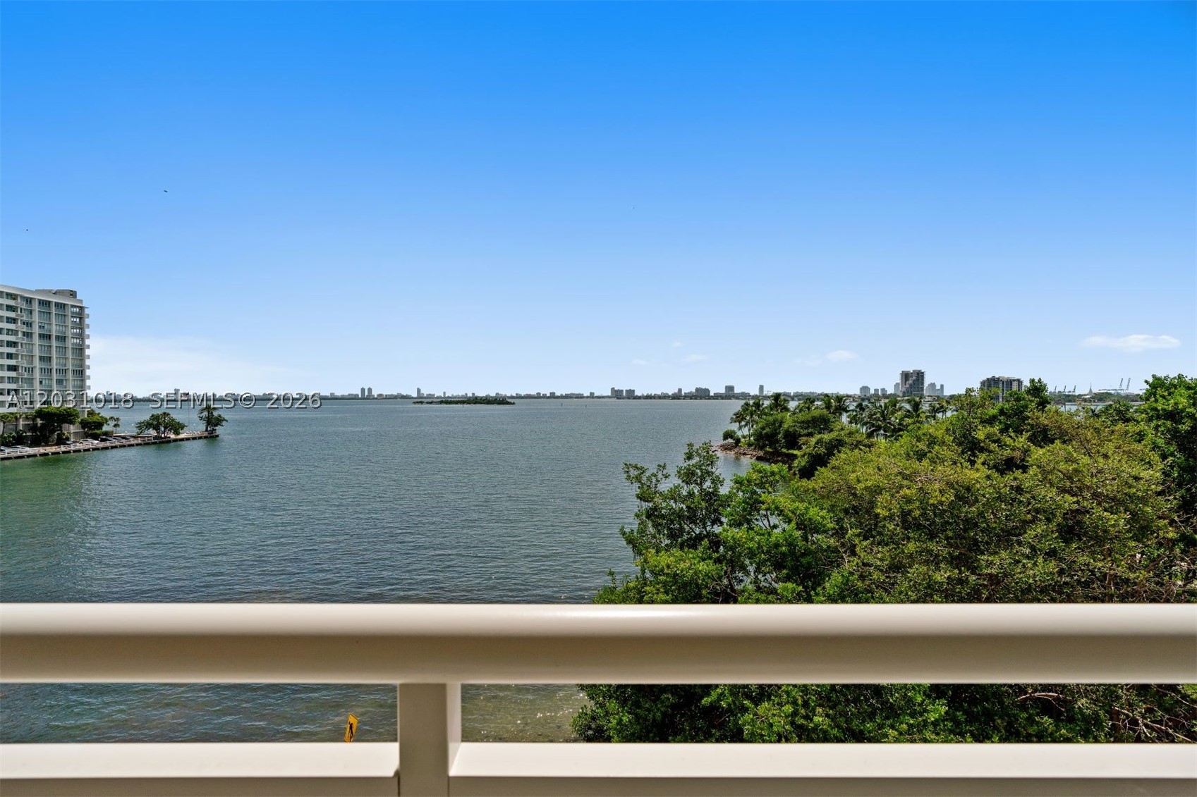 CITE CONDO - Residential Lease