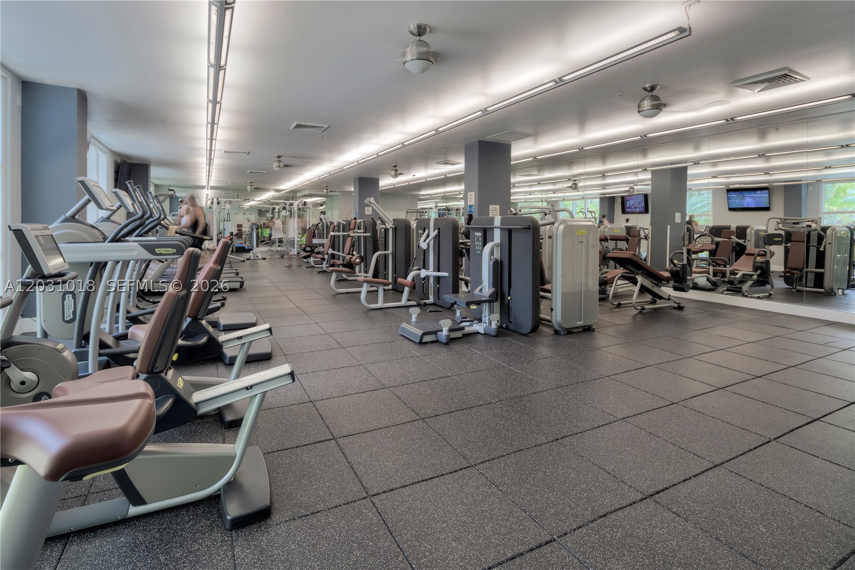 CITE CONDO - Residential Lease